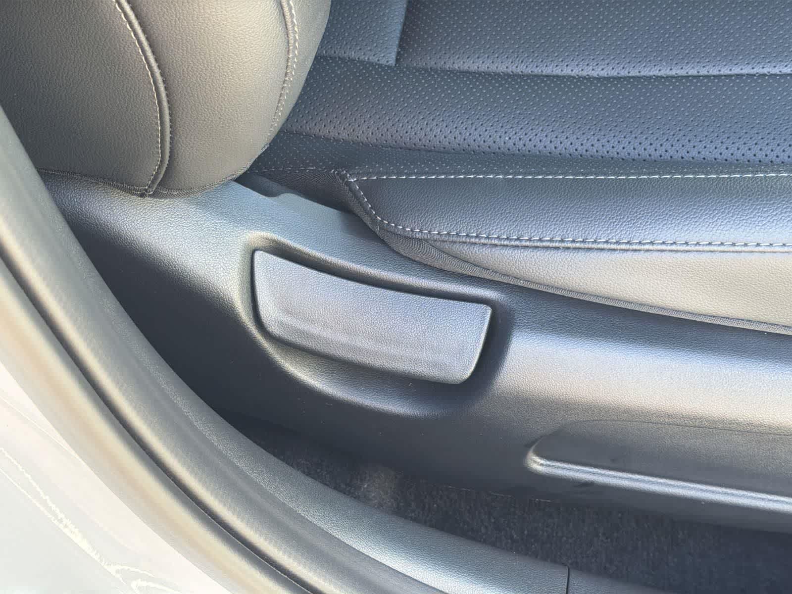 Thumbnail: 2025 Hyundai Elantra - 36