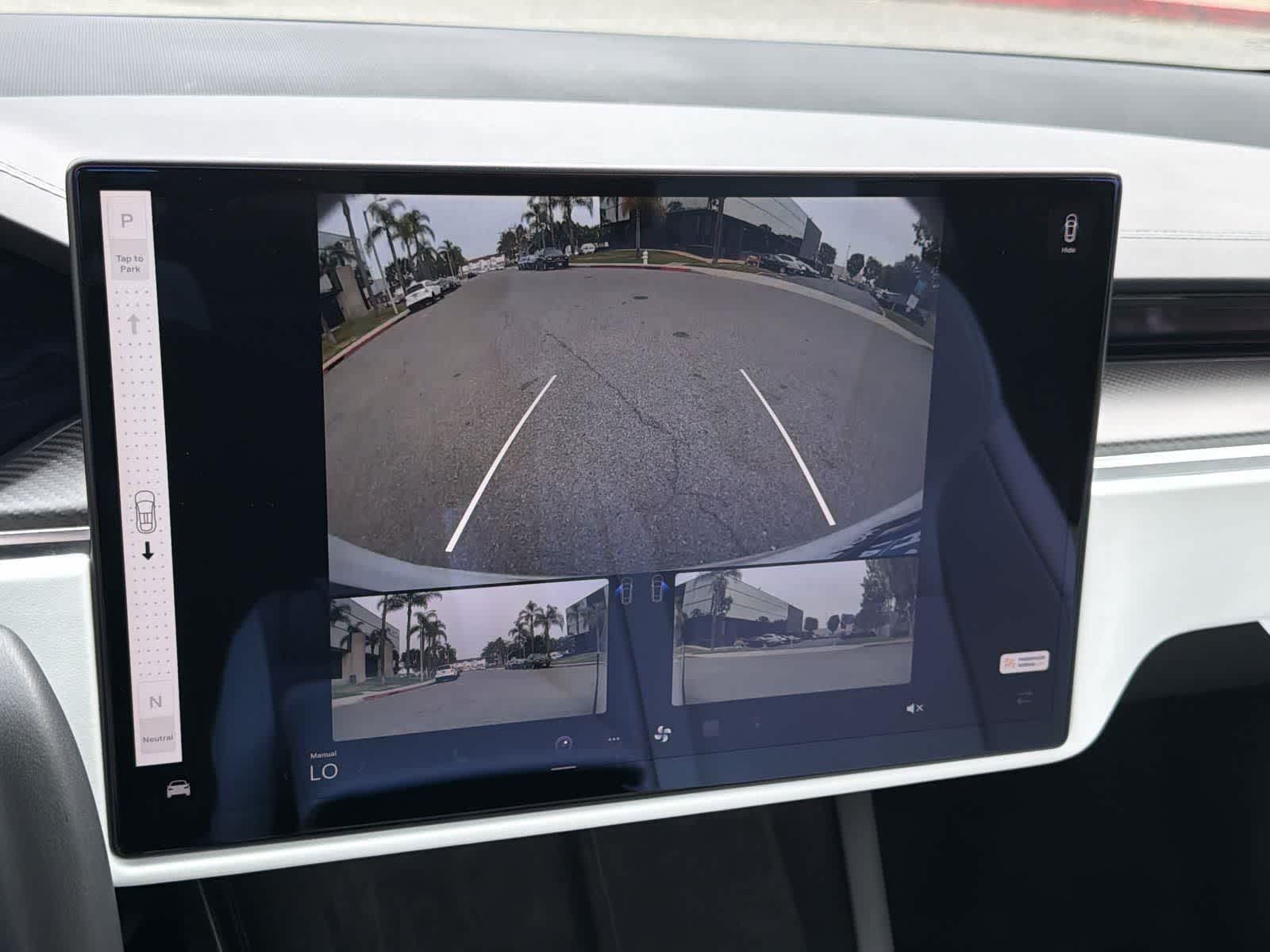 Thumbnail: 2022 Tesla Model X - 18