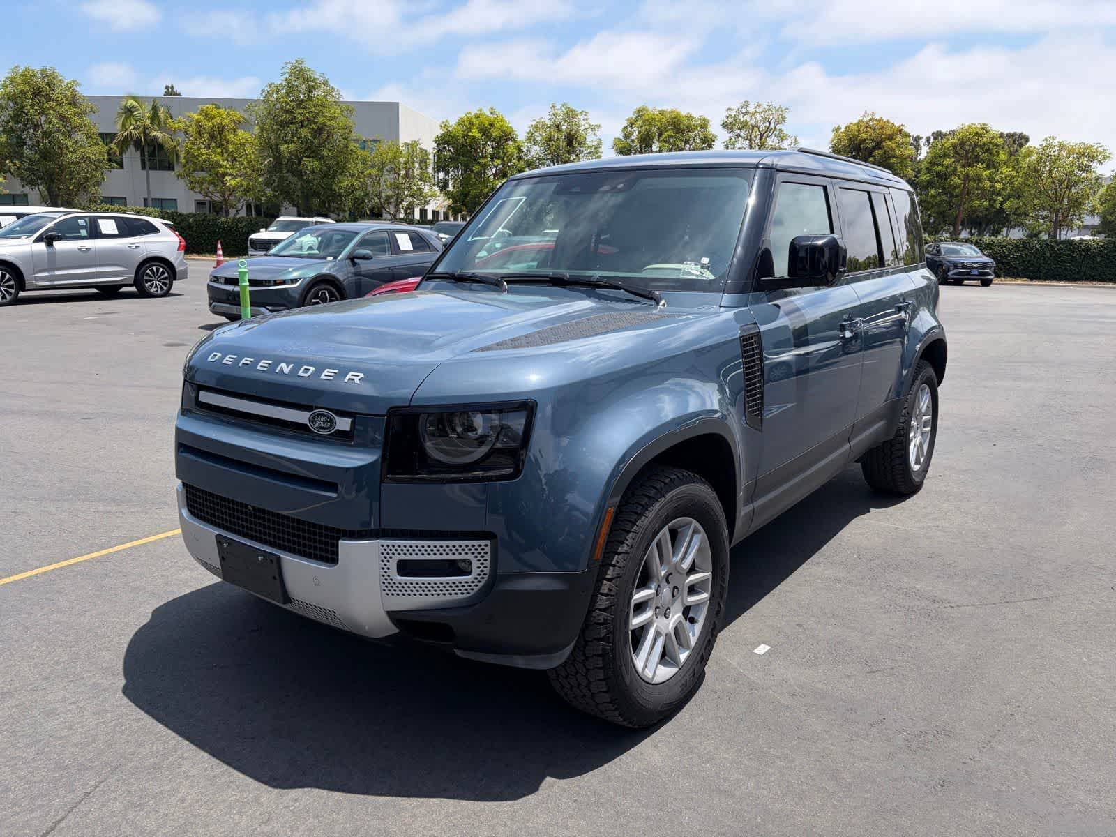 2024 Land Rover Defender 110 S P300's photo