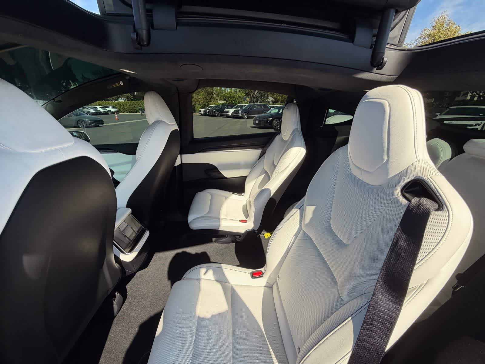 Thumbnail: 2023 Tesla Model X - 6