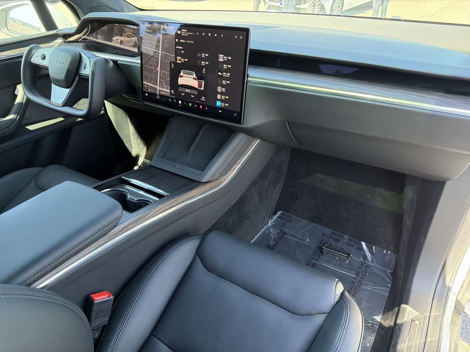 Thumbnail: 2022 Tesla Model X - 37