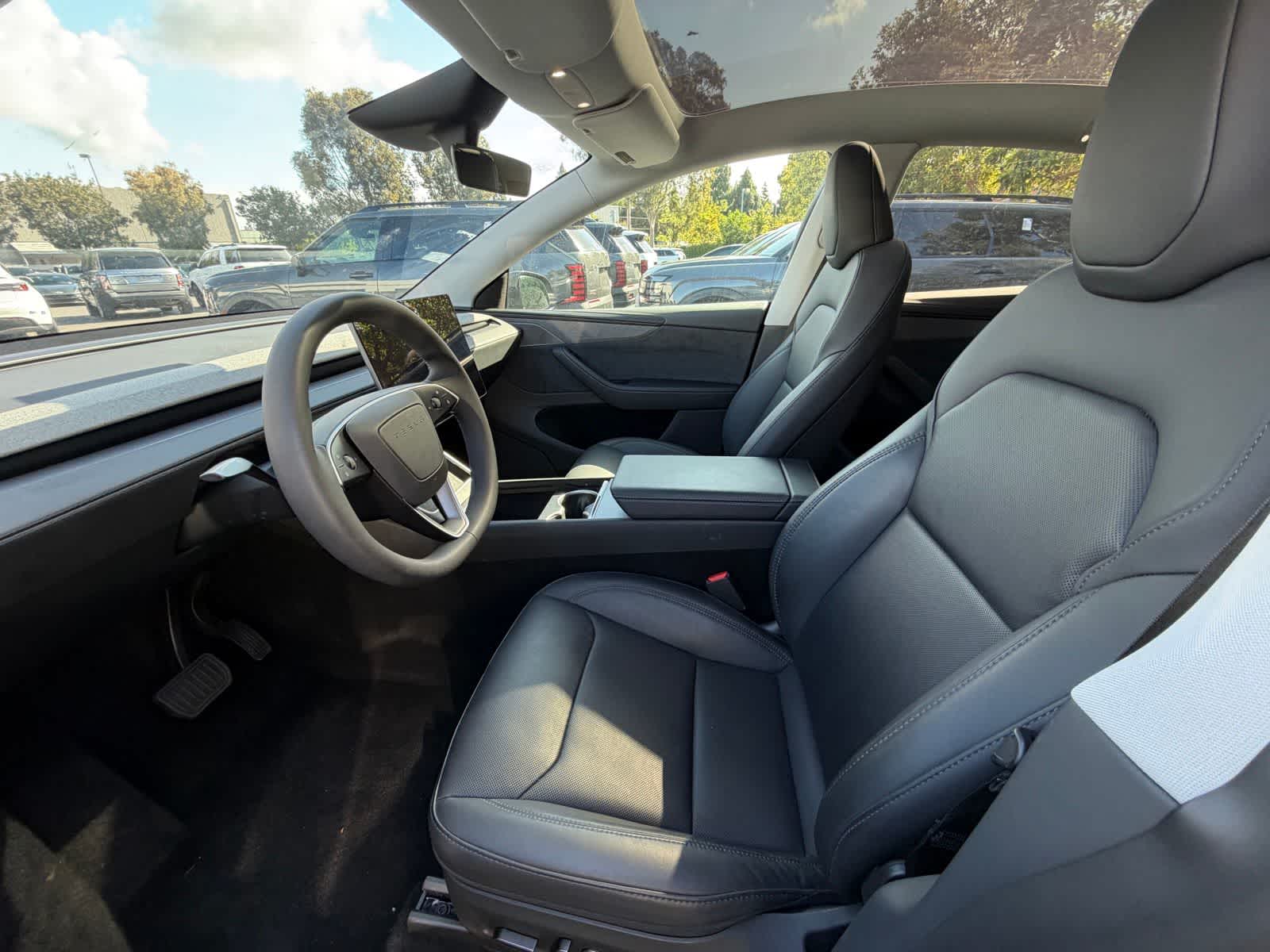 Thumbnail: 2026 Tesla Model Y - 6