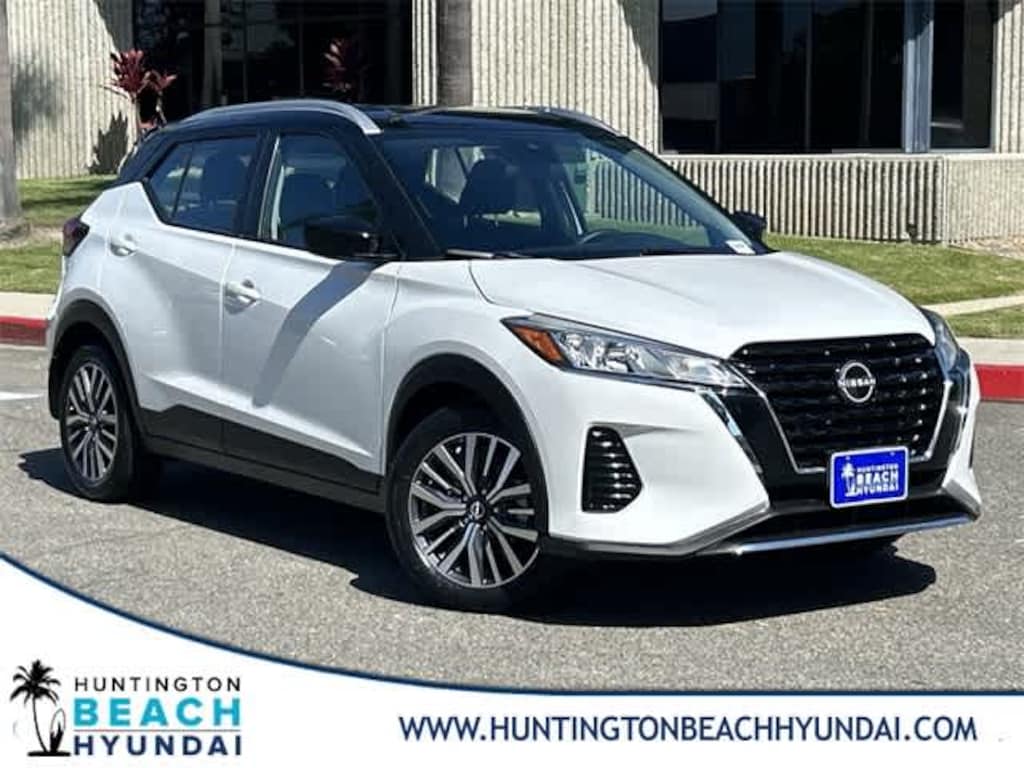 Used 2022 Nissan Kicks SV SUV