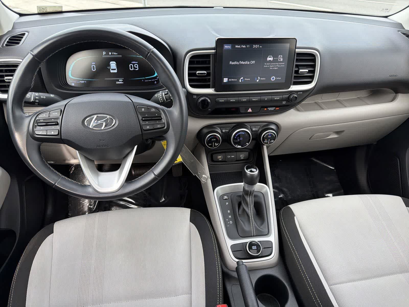 Thumbnail: 2023 Hyundai Venue - 11