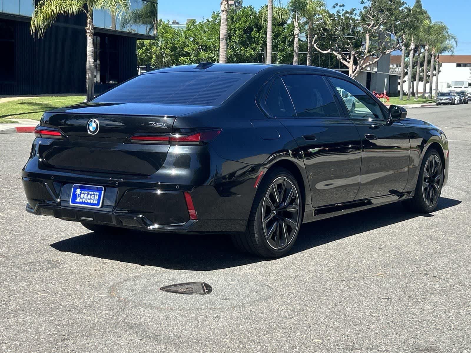 Thumbnail: 2023 BMW 7 Series - 5