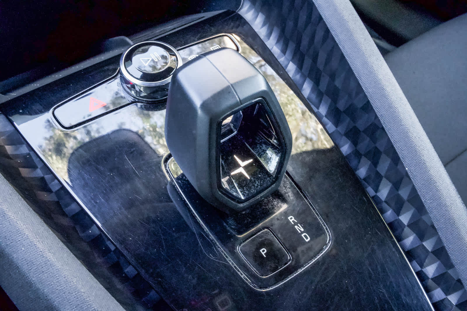 Thumbnail: 2023 Polestar 2 - 21