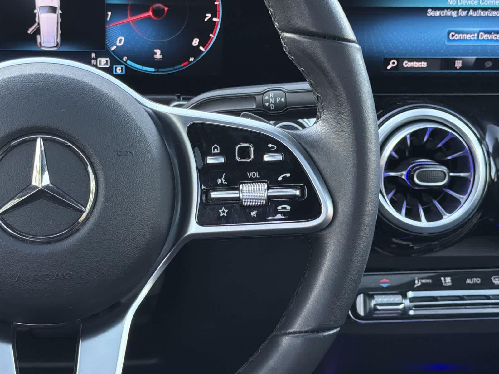 Thumbnail: 2023 Mercedes-Benz GLB - 14