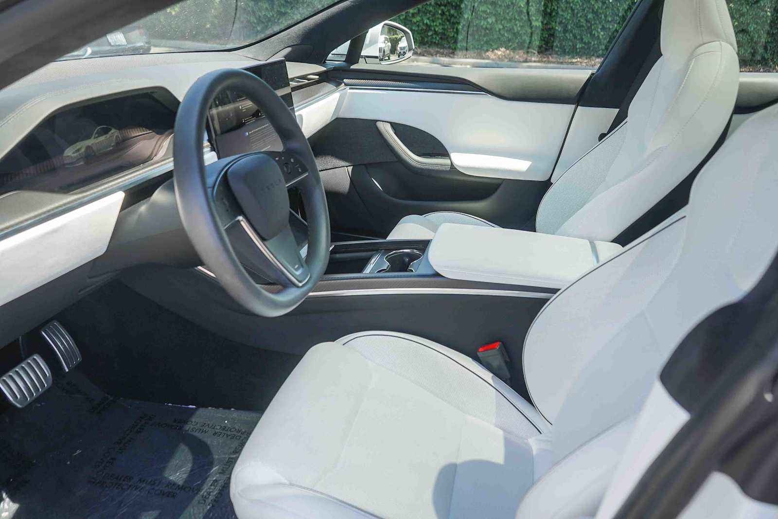 Thumbnail: 2023 Tesla Model S - 17