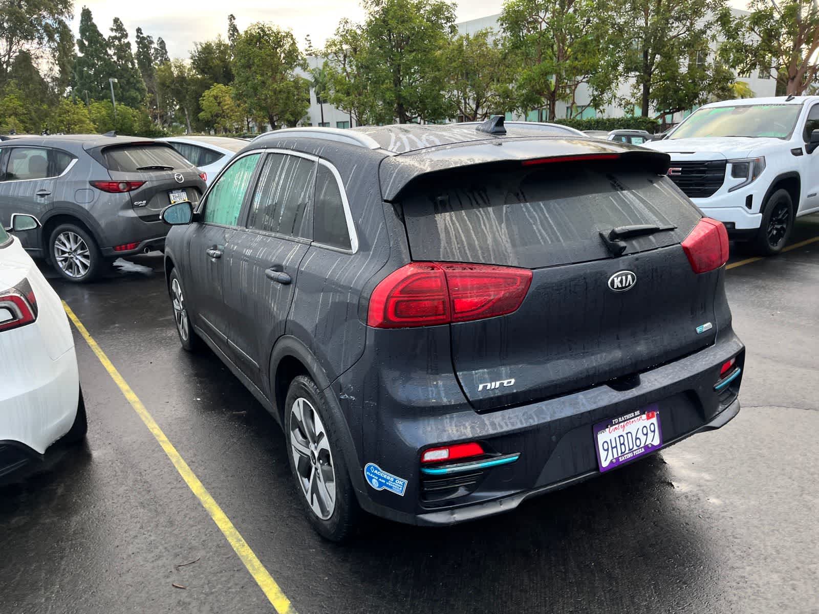 Thumbnail: 2020 Kia Niro - 4