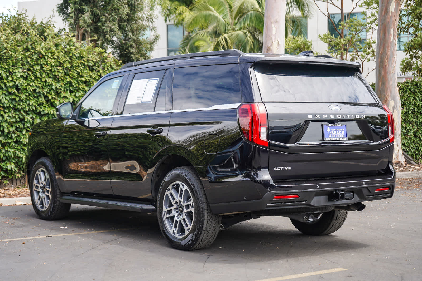 Thumbnail: 2025 Ford Expedition - 4