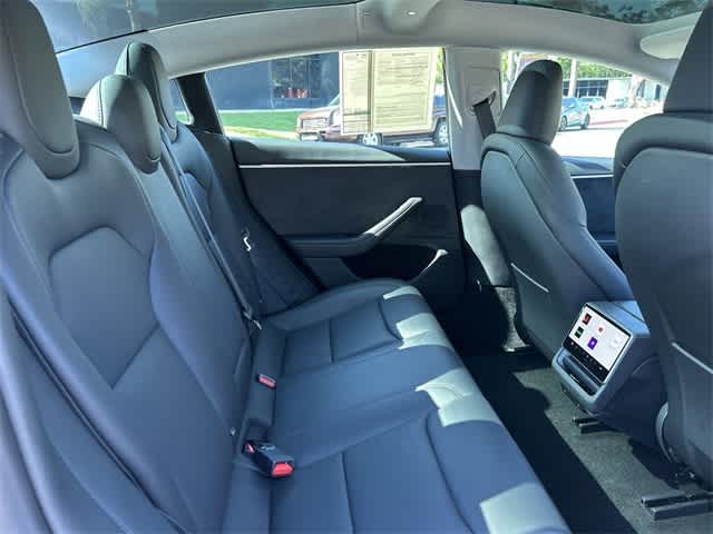 Thumbnail: 2025 Tesla Model 3 - 32
