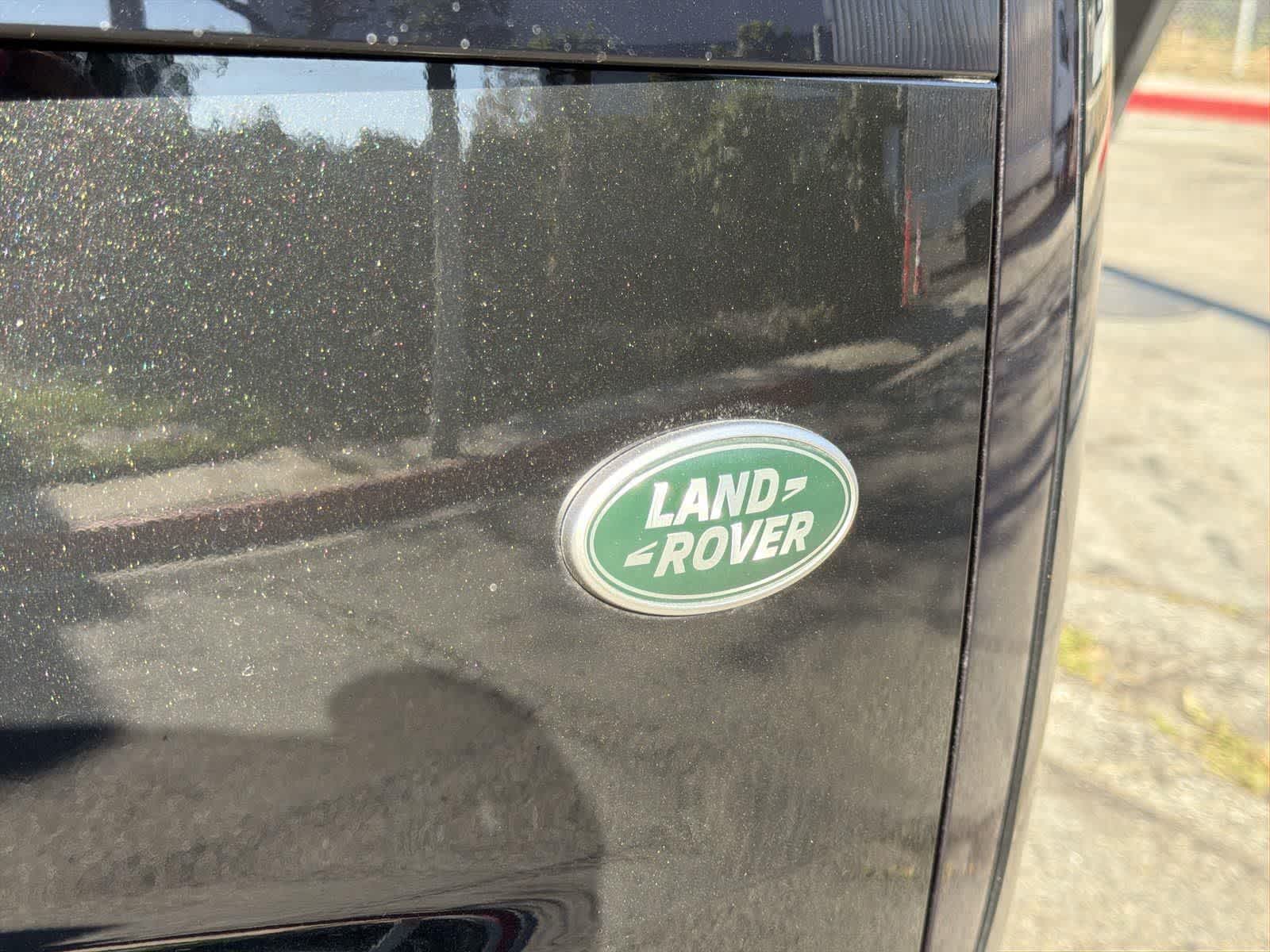 Thumbnail: 2023 Land Rover Range Rover - 32