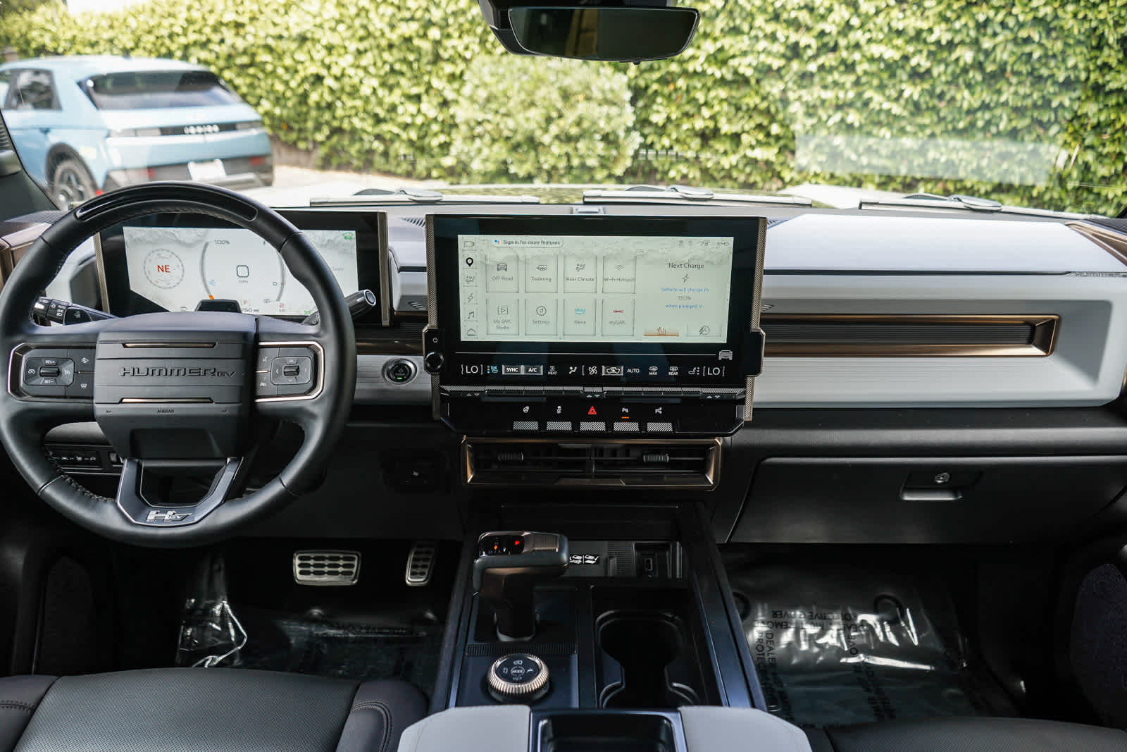 Thumbnail: 2025 GMC Hummer EV - 12