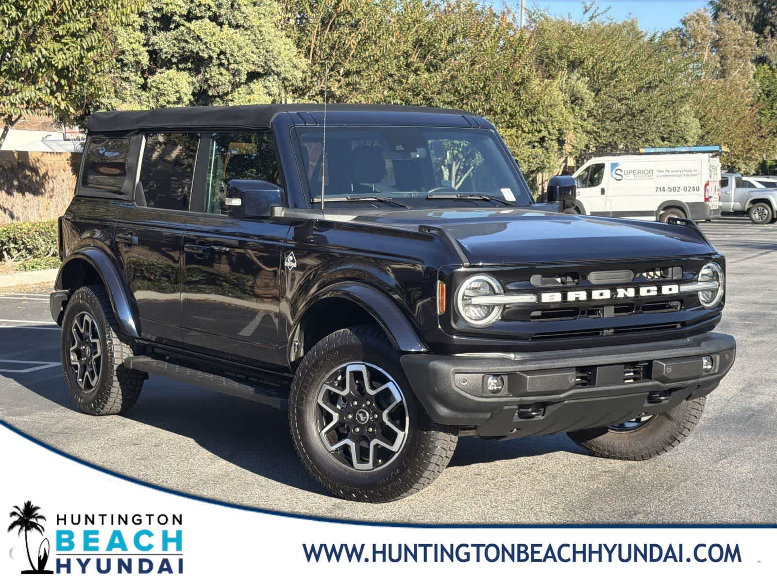 2021 Ford Bronco 4-Door Outer Banks's photo