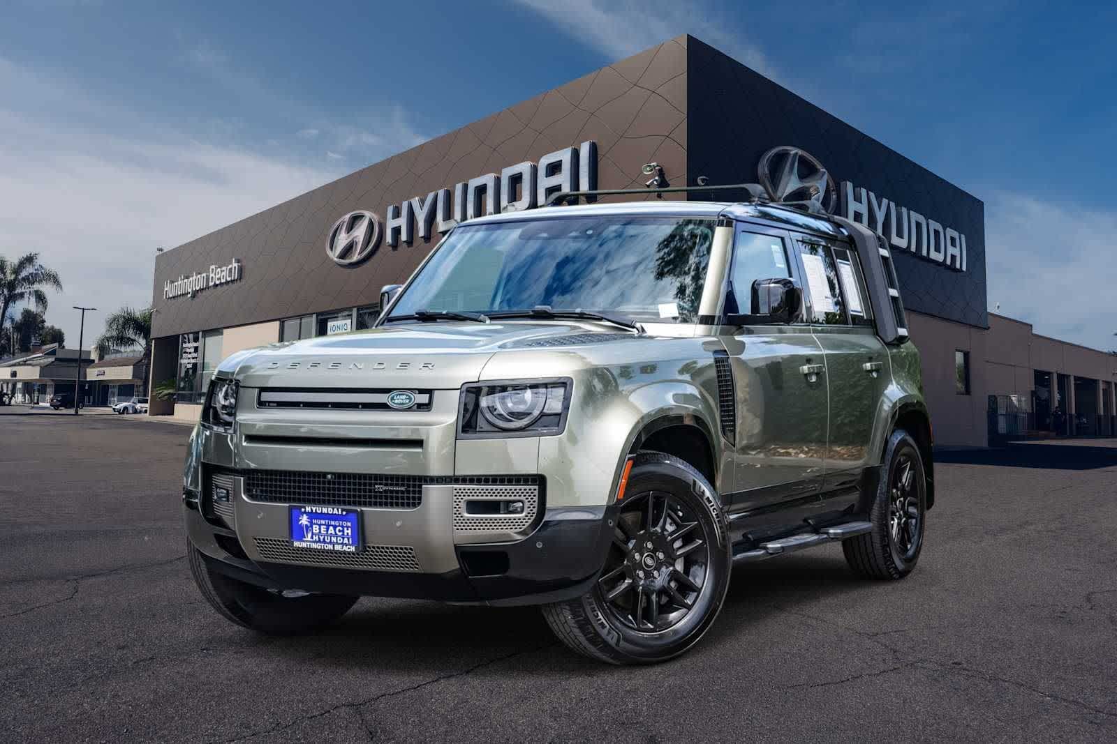 2023 Land Rover Defender X-Dynamic SE's photo