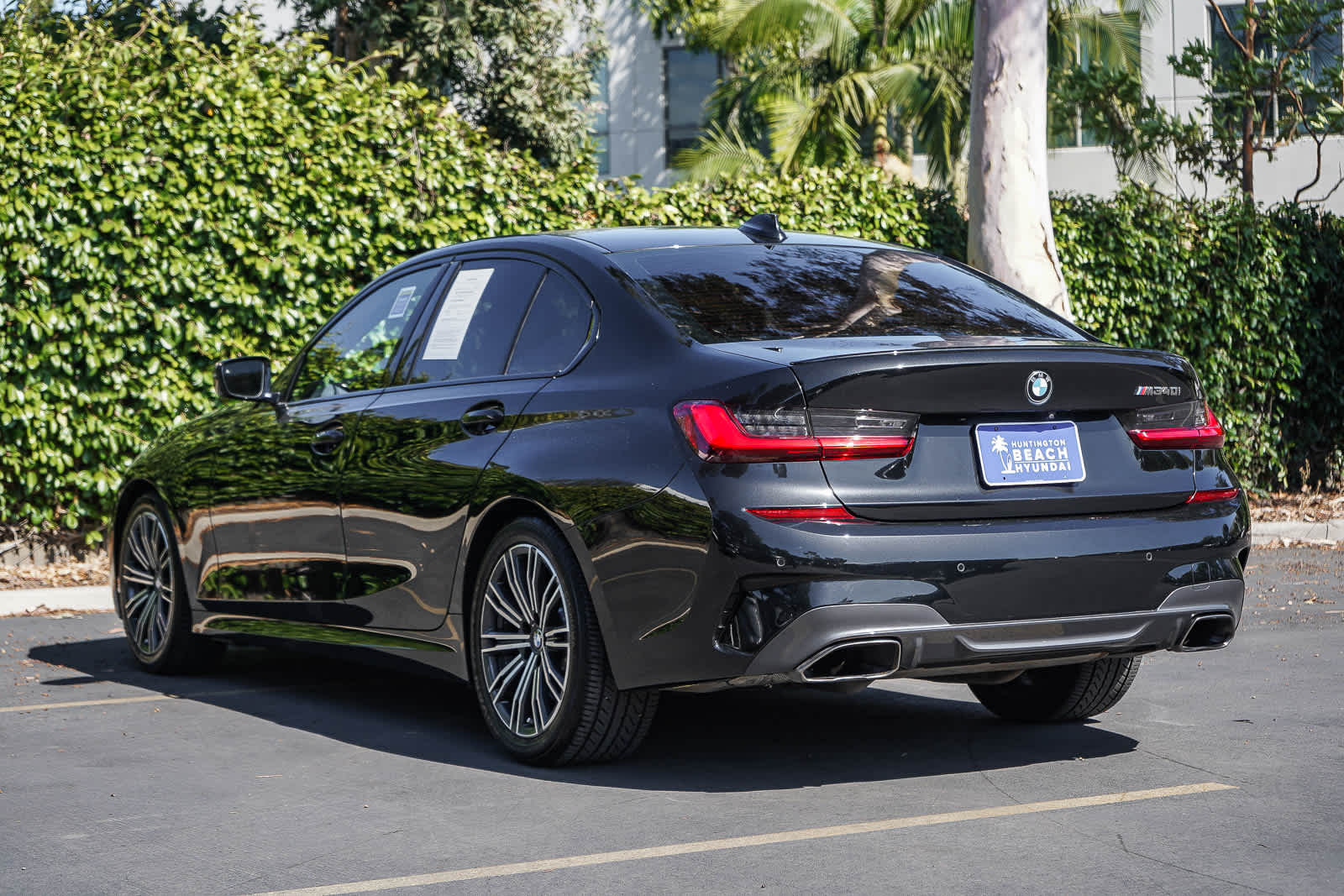 Thumbnail: 2020 BMW 3 Series - 4