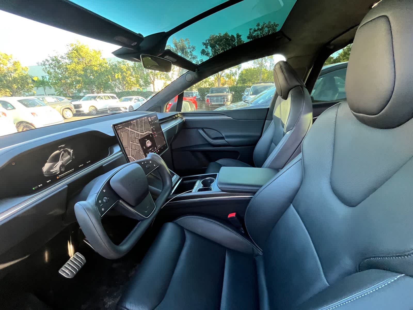 Thumbnail: 2023 Tesla Model X - 7