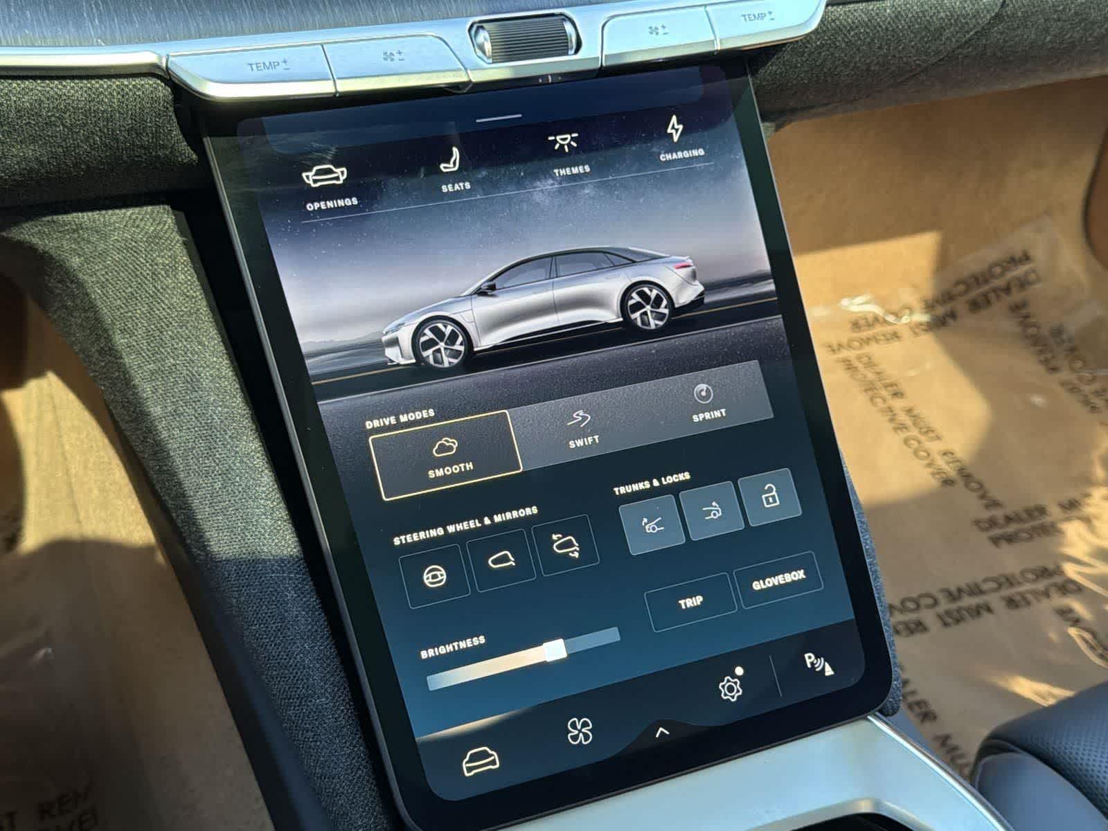 Thumbnail: 2024 Lucid Air - 21