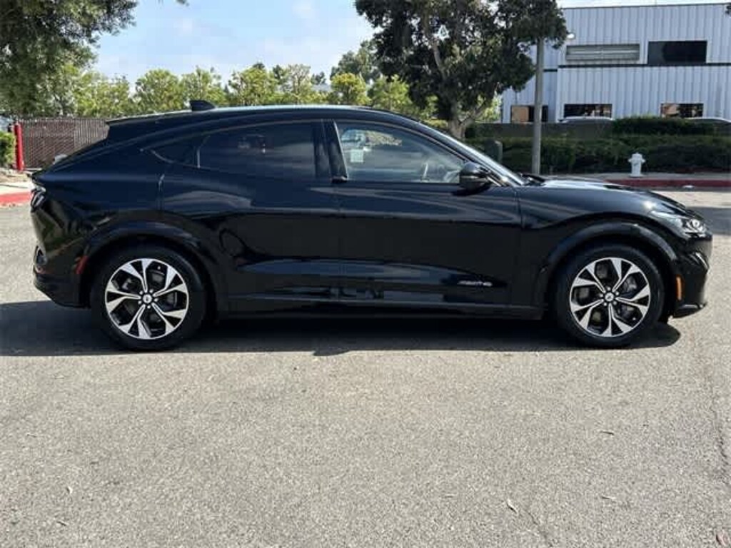 Used 2021 Ford Mustang Mach-E Premium SUV
