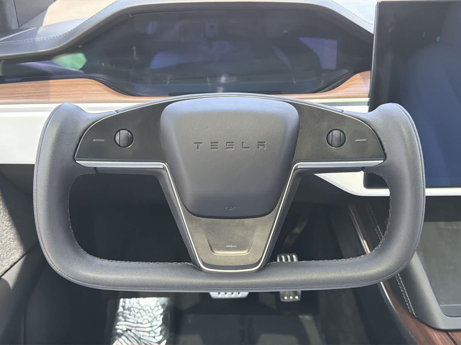 Thumbnail: 2024 Tesla Model X - 9