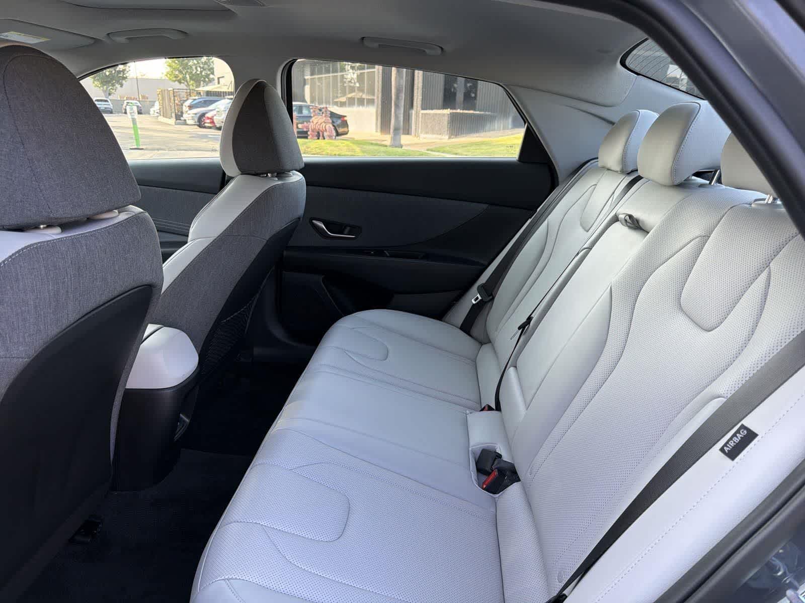 Thumbnail: 2025 Hyundai Elantra - 30