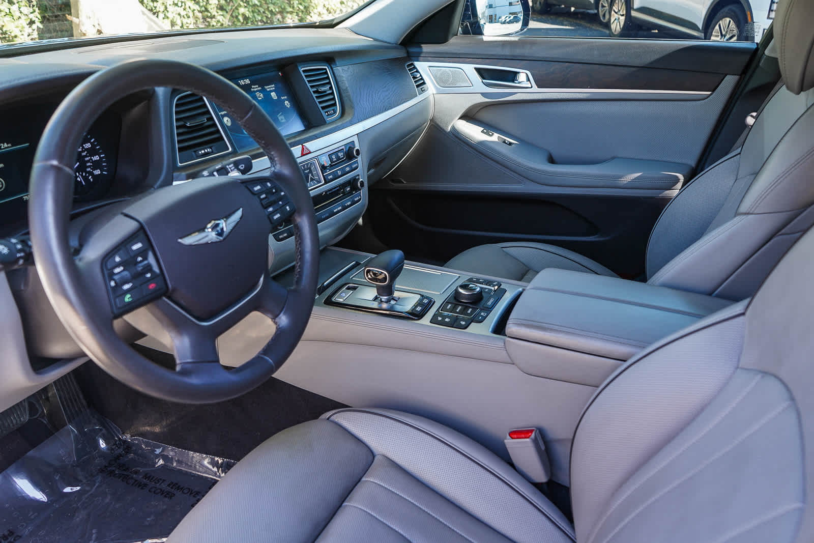 Thumbnail: 2019 Genesis G80 - 18