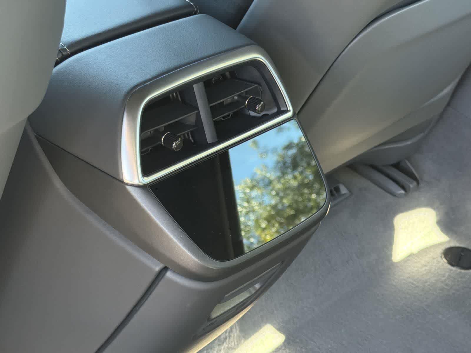 Thumbnail: 2024 Lucid Air - 30