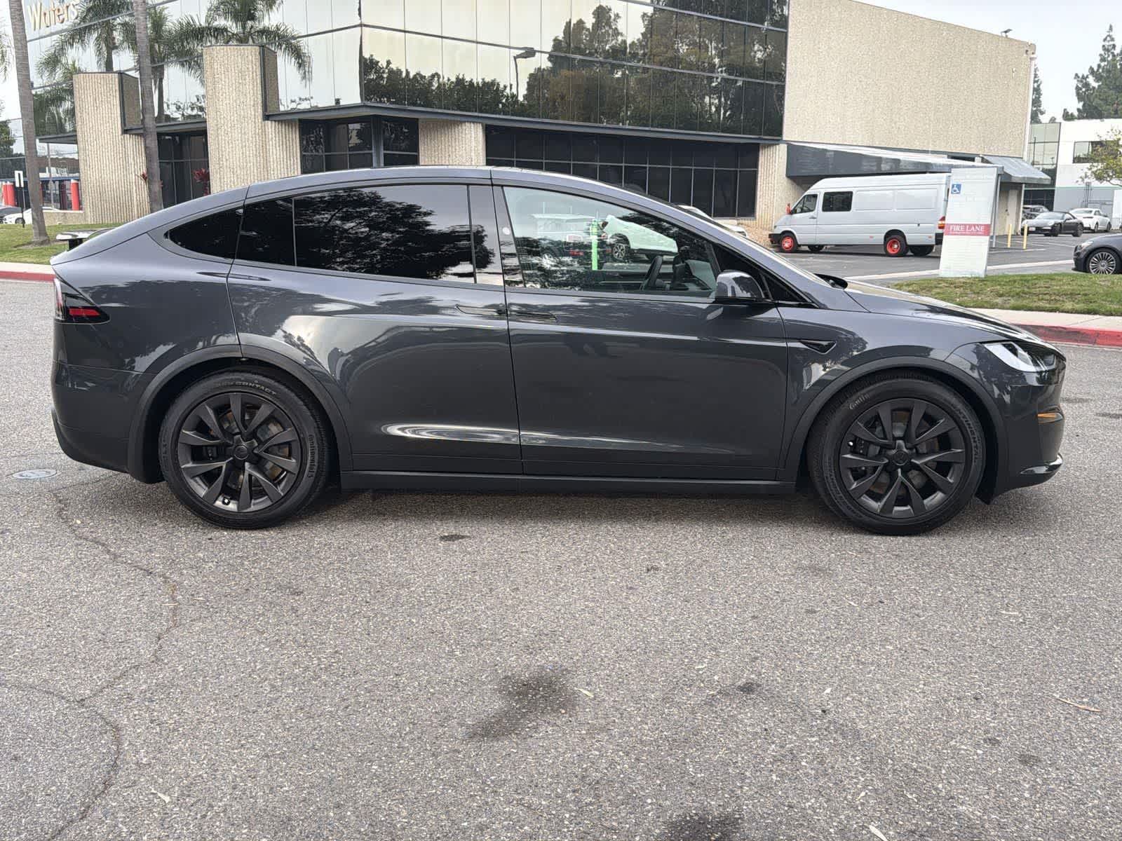 Thumbnail: 2025 Tesla Model X - 7