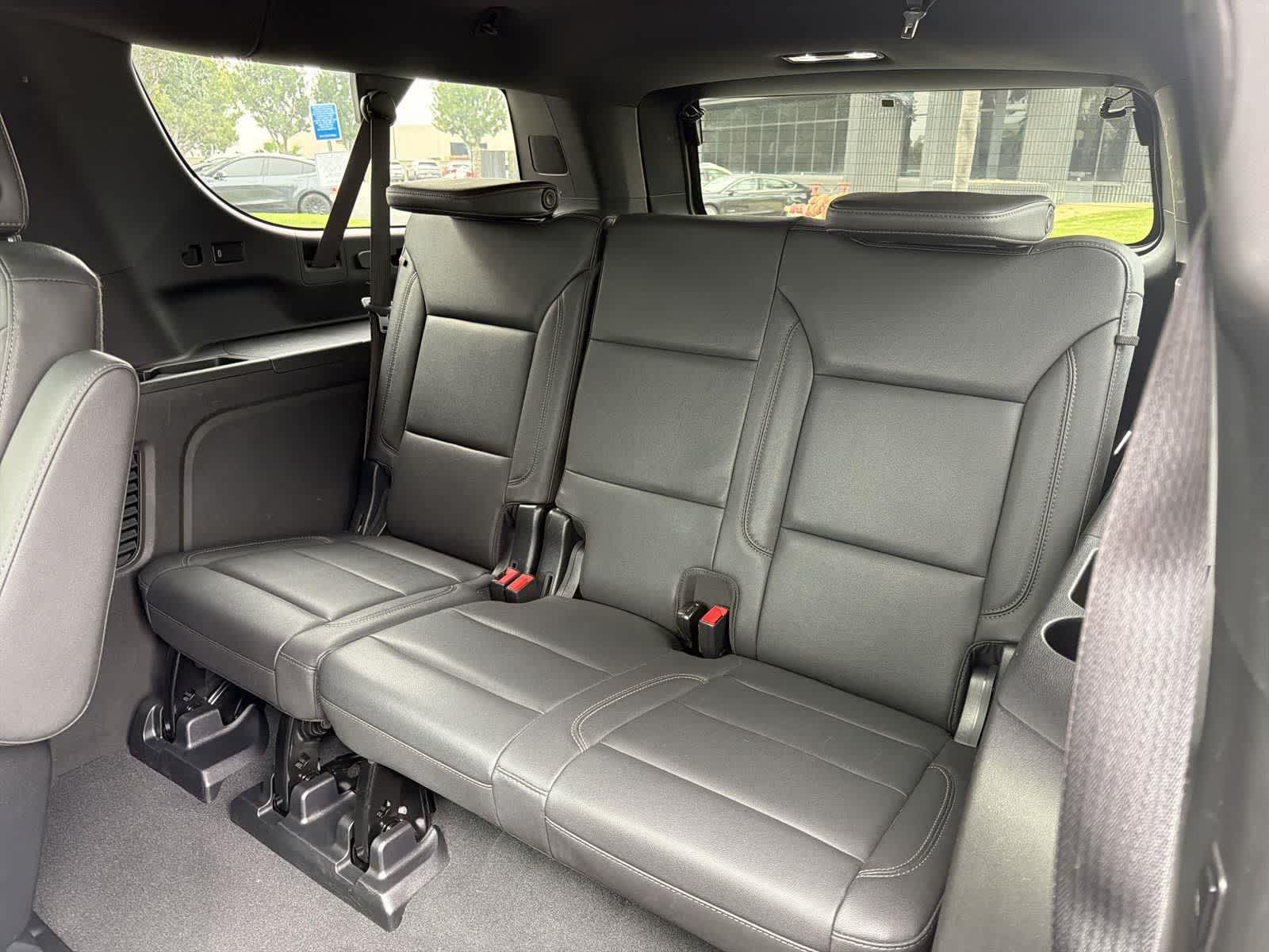 Thumbnail: 2023 Chevrolet Suburban - 31