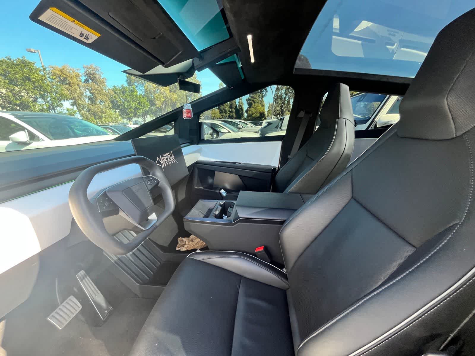 Thumbnail: 2024 Tesla Cybertruck - 6