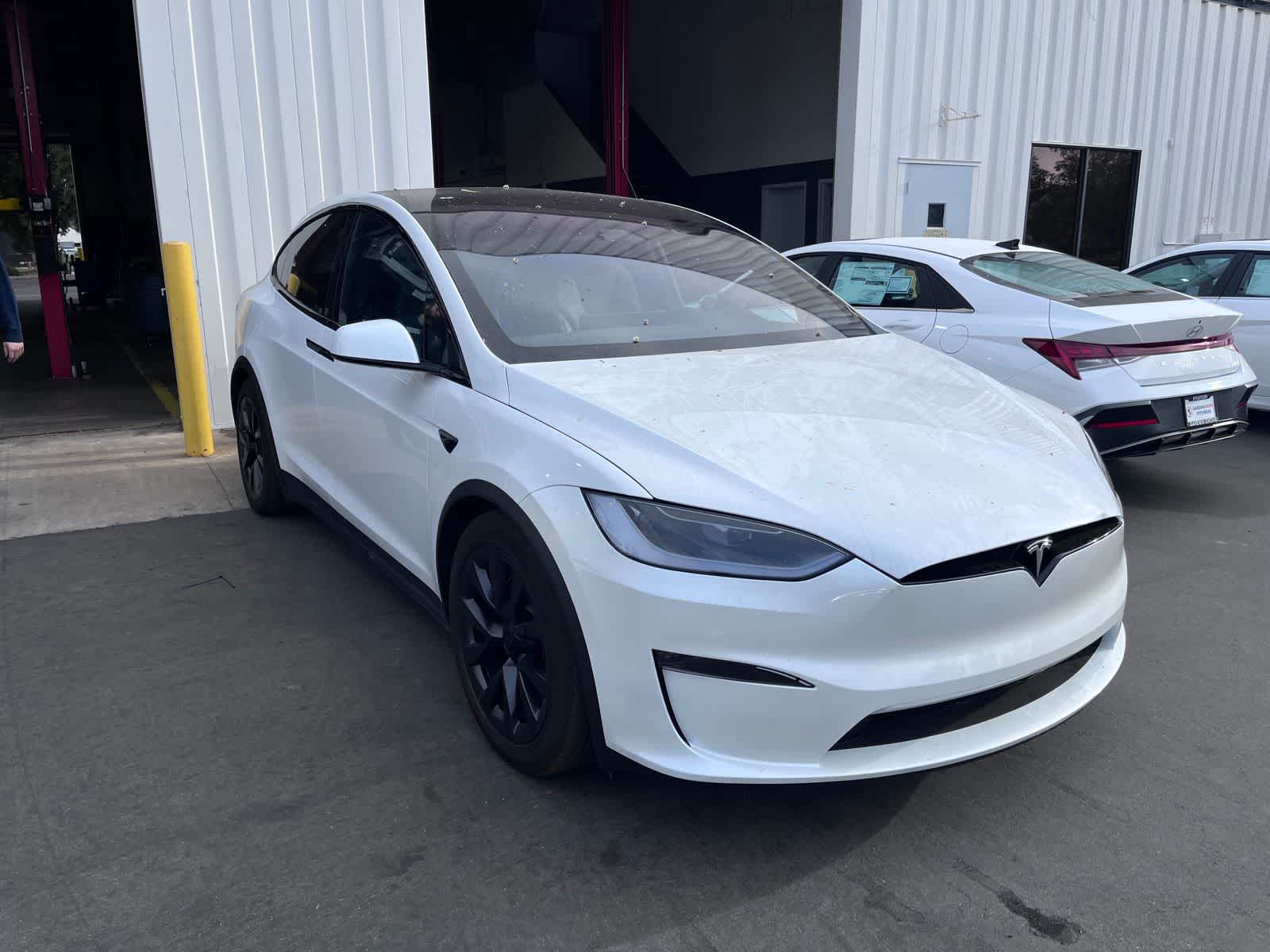 Thumbnail: 2024 Tesla Model X - 2