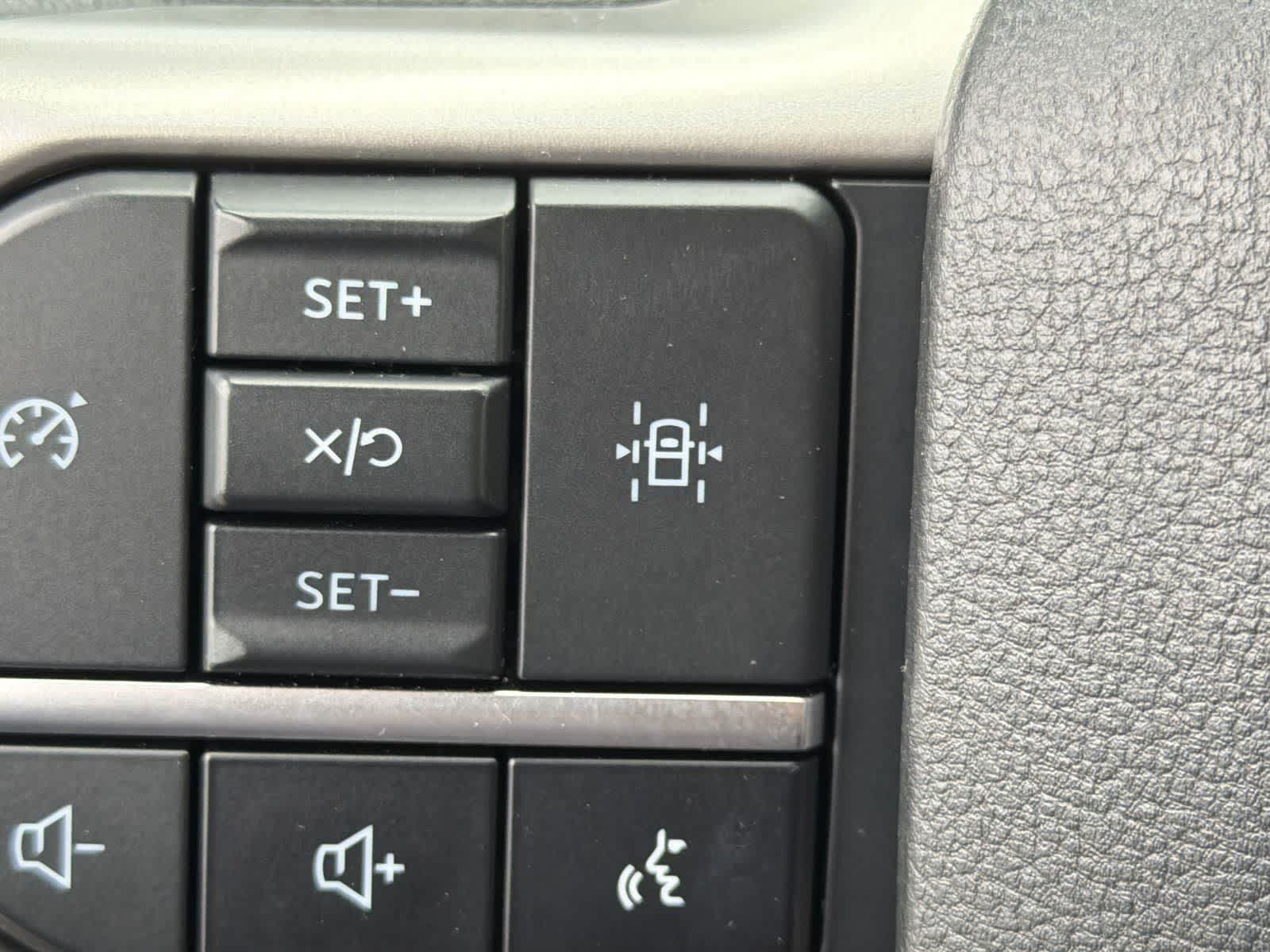 Thumbnail: 2024 Ford Expedition - 22