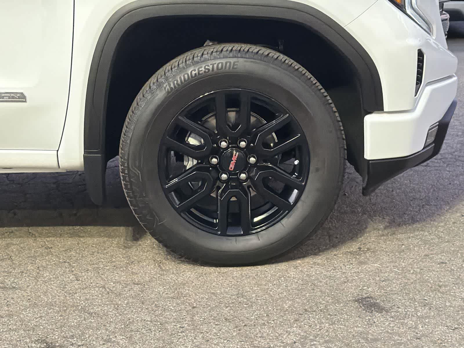 Thumbnail: 2024 GMC Sierra 1500 - 37