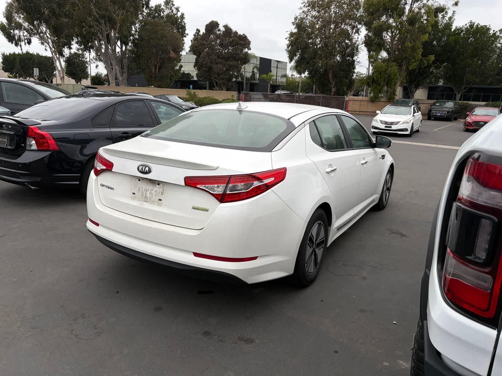 Used 2013 Kia Optima LX Hybrid with VIN KNAGM4AD8D5044720 for sale in Huntington Beach, CA