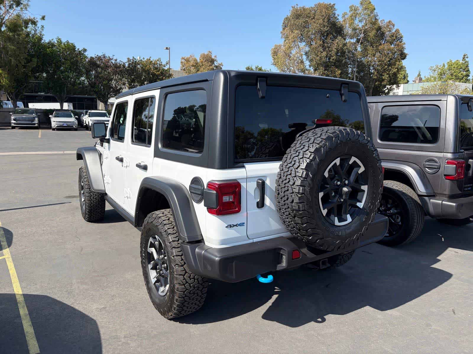 Thumbnail: 2025 Jeep Wrangler - 4