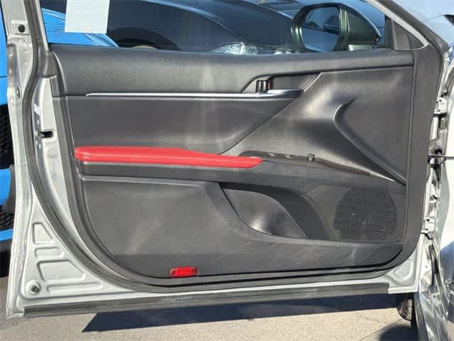 Thumbnail: 2022 Toyota Camry - 22
