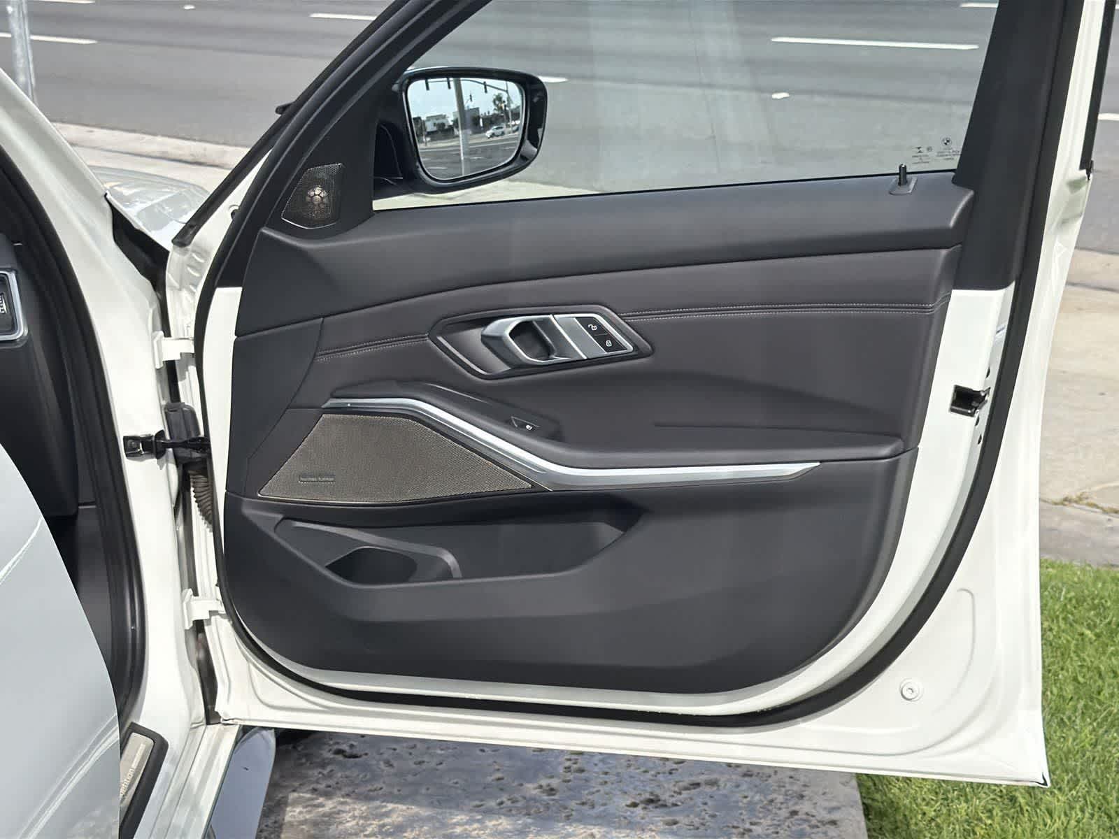 Thumbnail: 2022 BMW M3 - 34