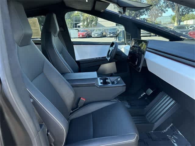 Thumbnail: 2024 Tesla Cybertruck - 25