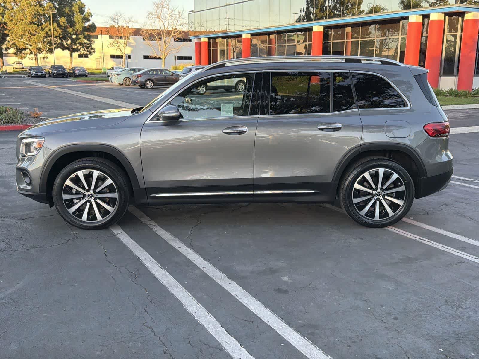 Thumbnail: 2023 Mercedes-Benz GLB - 7