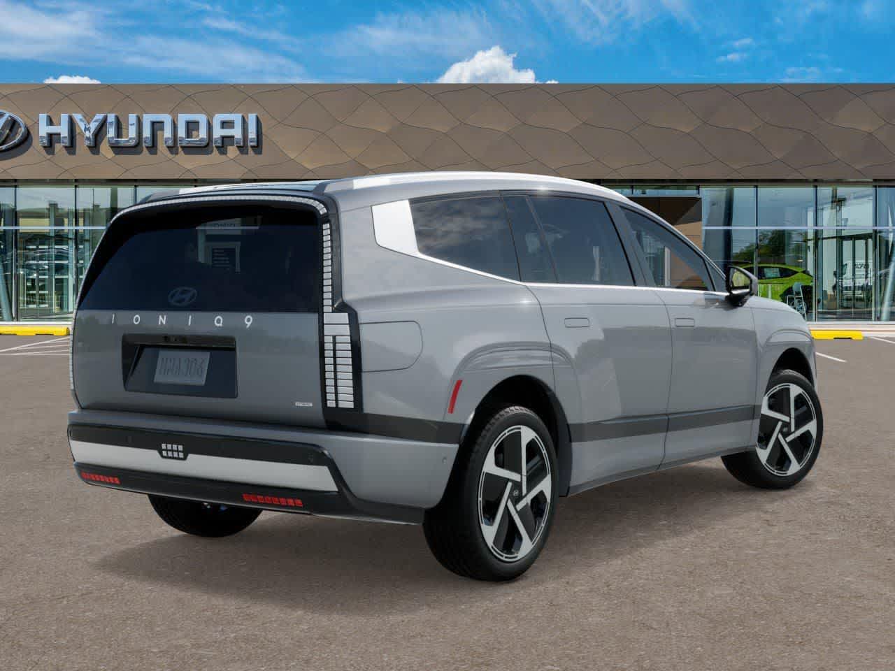 Thumbnail: 2026 Hyundai Ioniq - 4