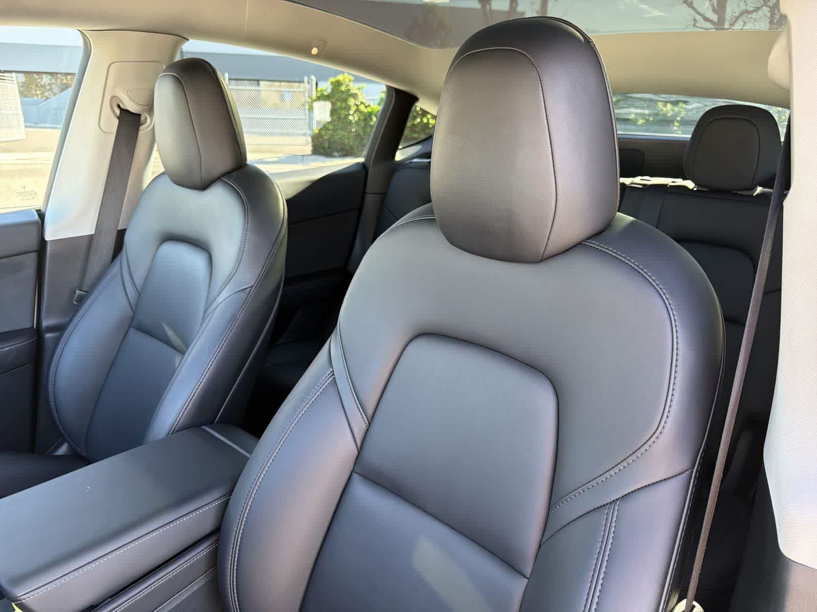 Thumbnail: 2022 Tesla Model Y - 26