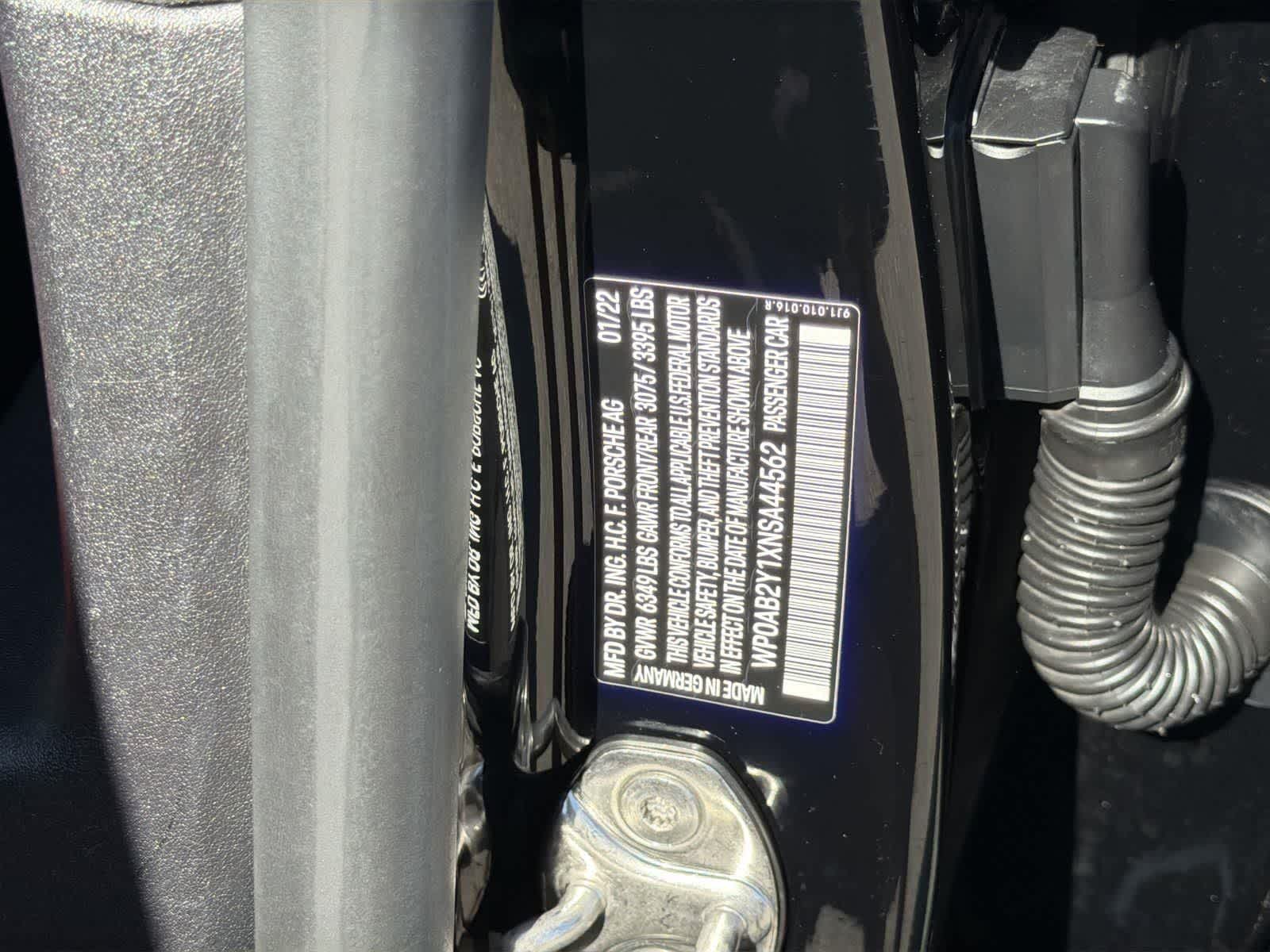 Thumbnail: 2022 Porsche Taycan - 9