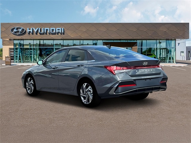 Thumbnail: 2025 Hyundai Elantra - 5