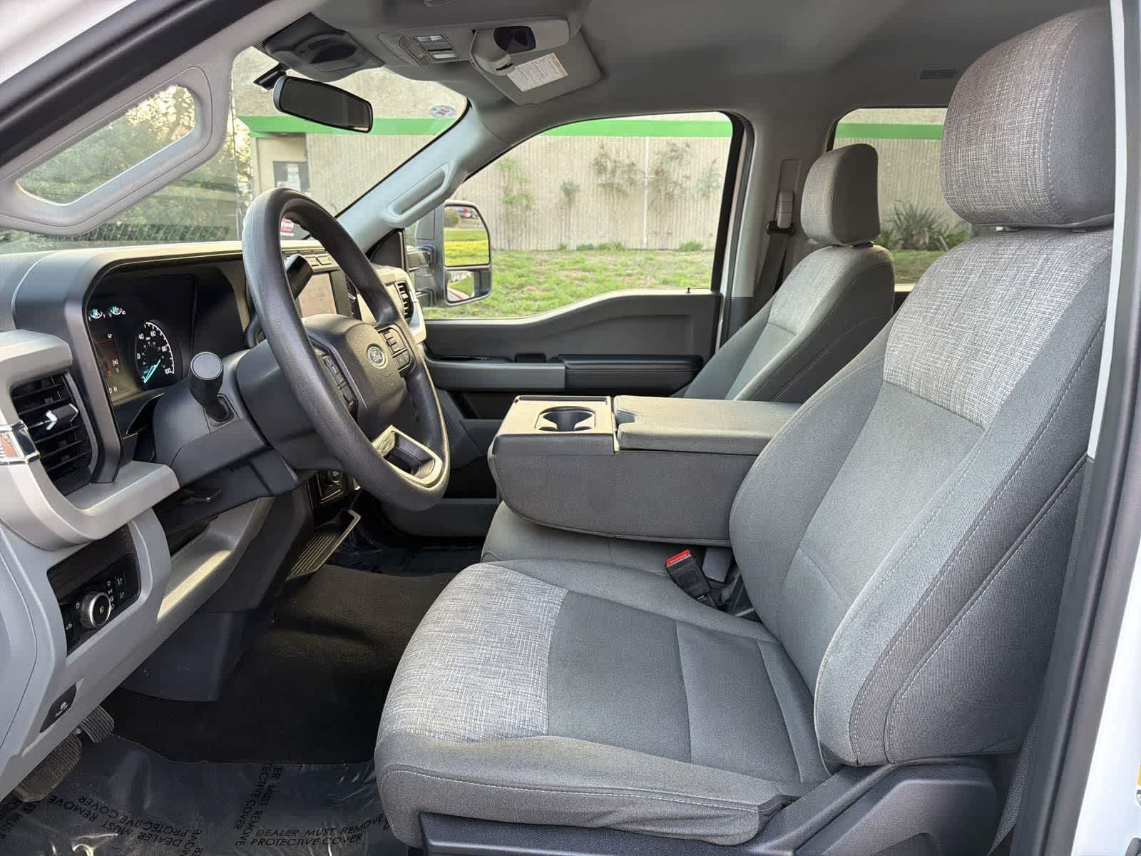 Thumbnail: 2024 Ford Econoline - 23