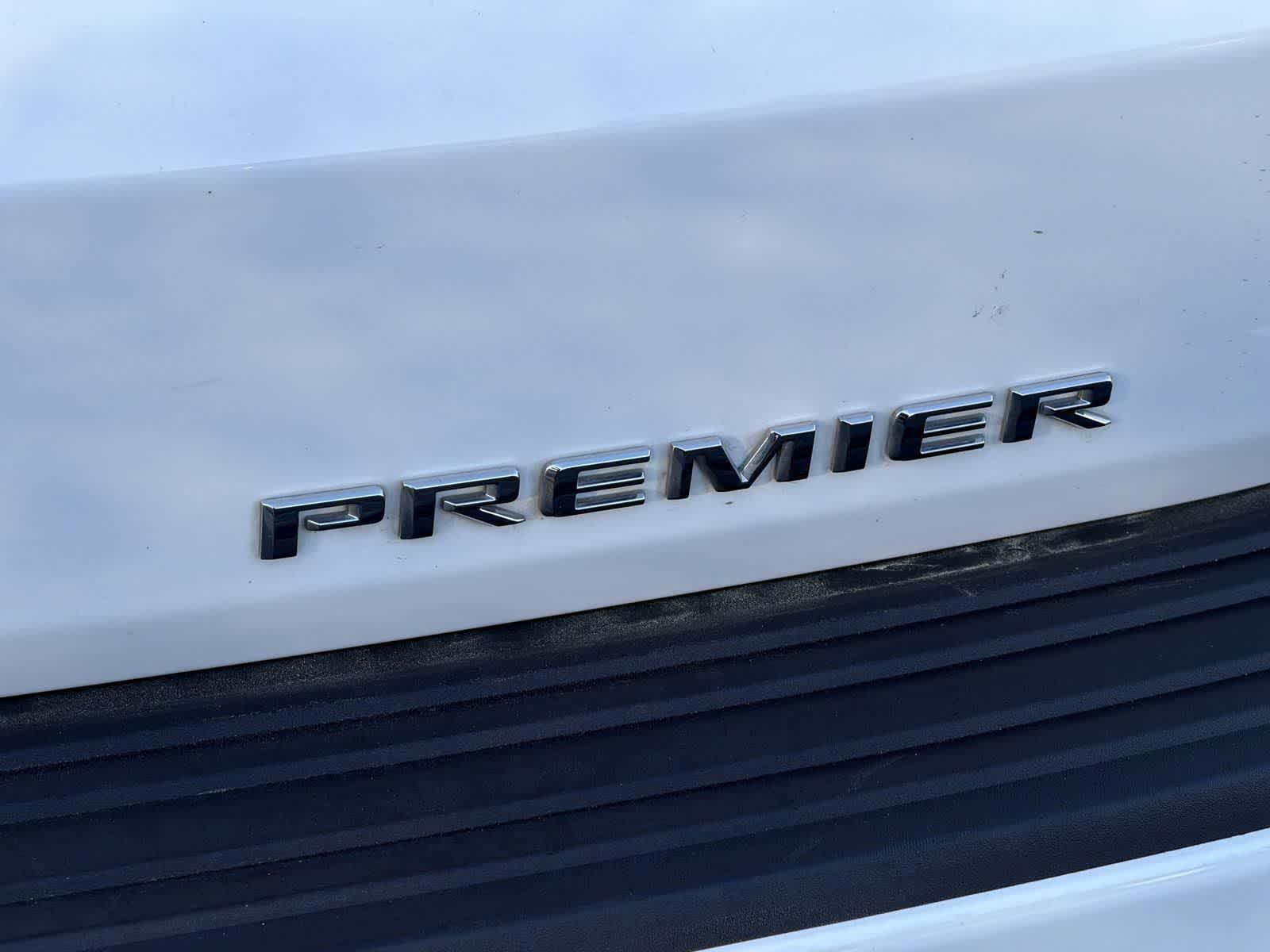 Thumbnail: 2023 Chevrolet Suburban - 32