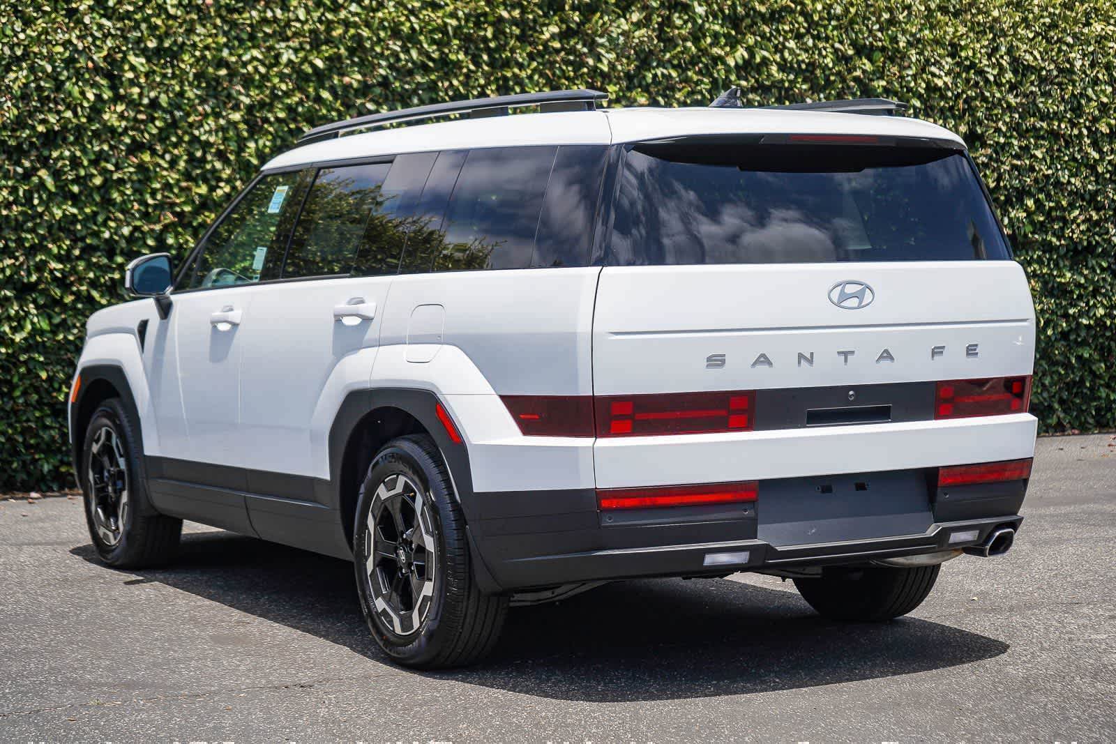 Thumbnail: 2026 Hyundai Santa Fe - 4