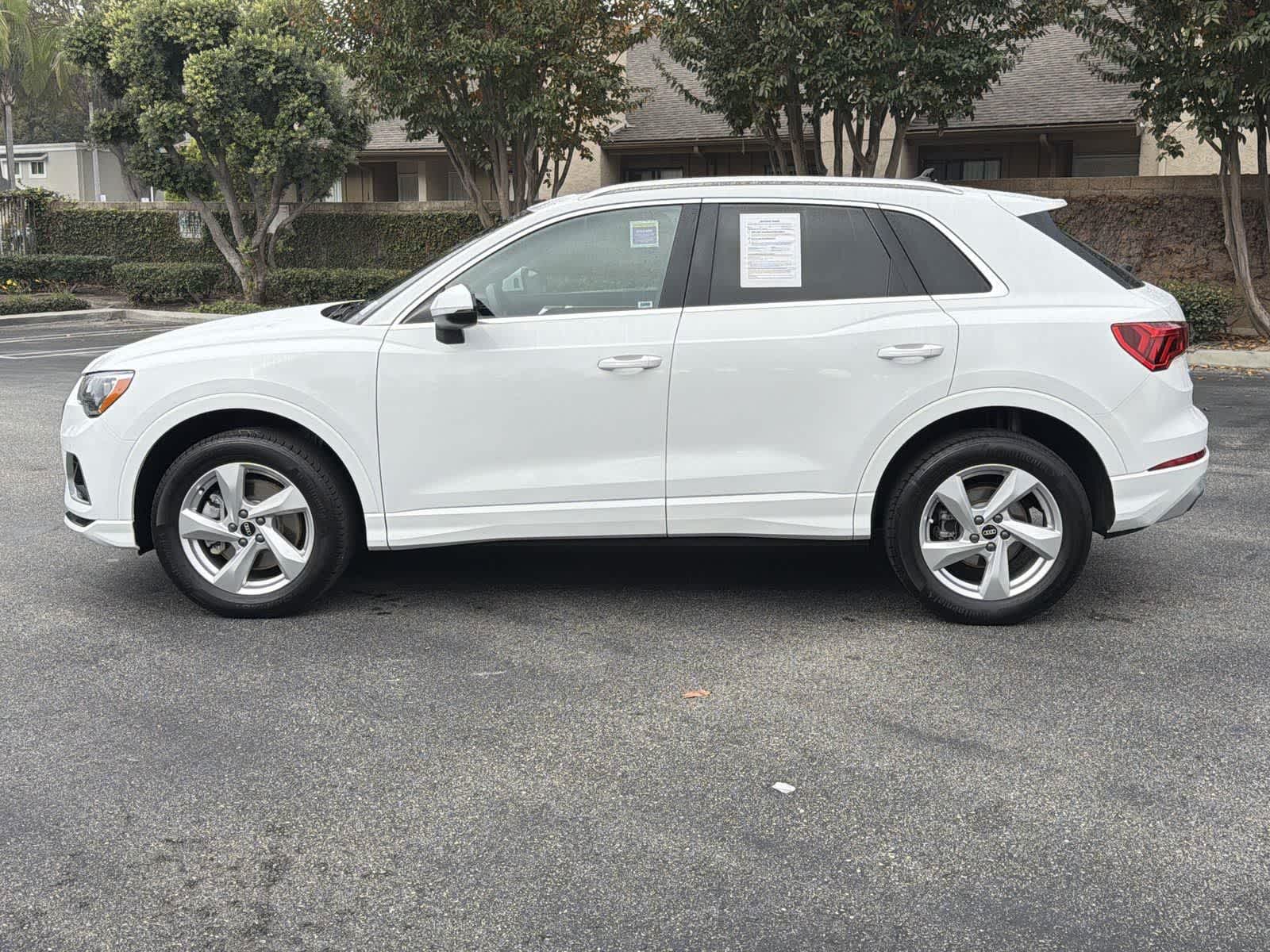 Thumbnail: 2021 Audi Q3 - 7