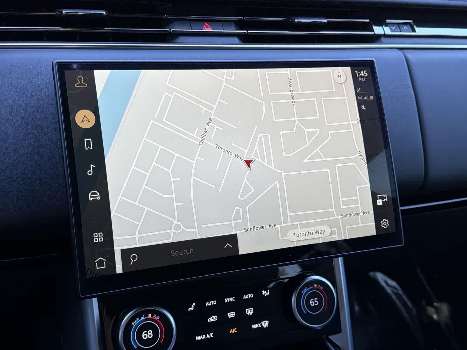 Thumbnail: 2023 Land Rover Range Rover - 15