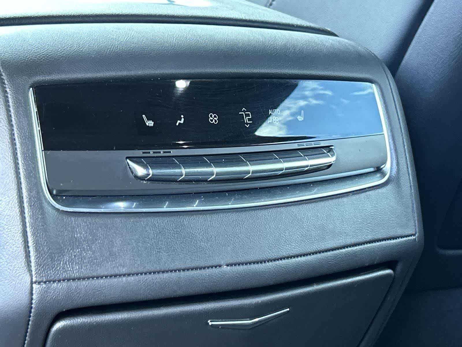 Thumbnail: 2023 Cadillac Escalade - 33