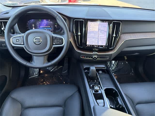 Thumbnail: 2022 Volvo XC60 - 11